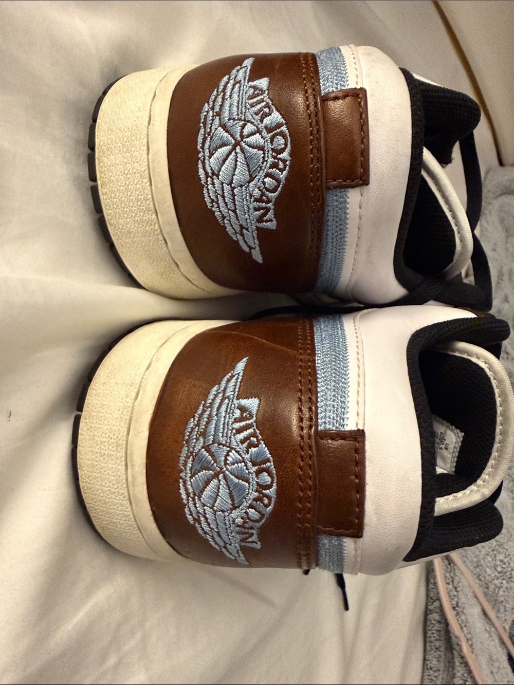 Jordan Low-Top Sneakers in White and Brown with Black Laces - Picture 5 of 5